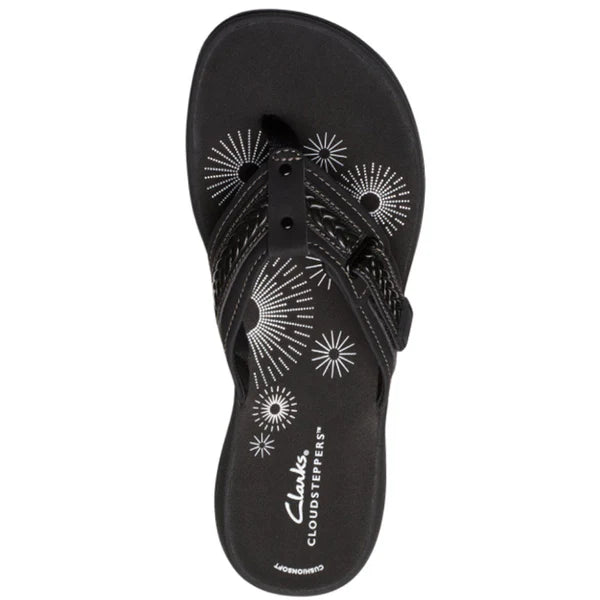 Clarks Women's Breezey Sun H Comfortable Braided and Stitching Strap Slip-On Sandal, Black Pat