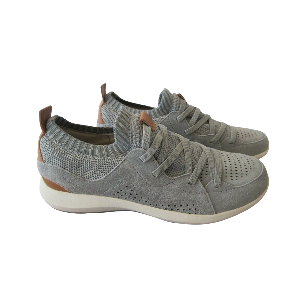 Earth Women’s Desire Flow Sneaker – Knit/Suede Light Blue