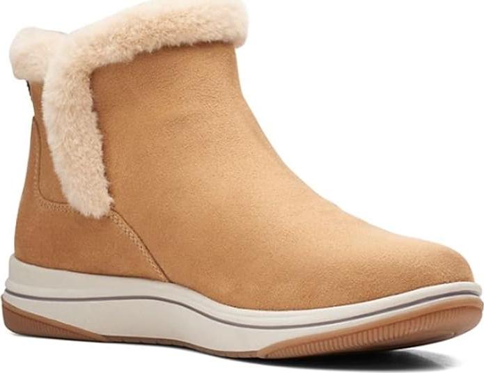 Clarks Women’s Breeze Fur Ankle Boots Tan Cozy Faux Fur Lined