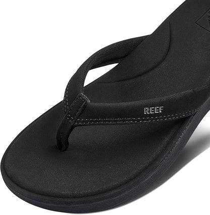 REEF Cushion Cloud Women's Flip Flop Black - Super Soft Molded Footbed, Enhanced Arch Support, Lightweight Water-Friendly Sandals