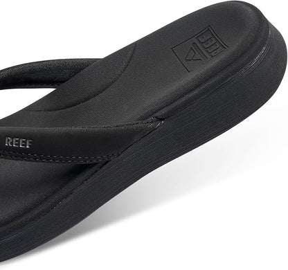 REEF Cushion Cloud Women's Flip Flop Black - Super Soft Molded Footbed, Enhanced Arch Support, Lightweight Water-Friendly Sandals