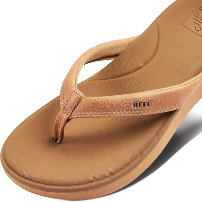 REEF Cushion Cloud Women's Flip Flop – Super Soft Molded Footbed, Arch Support, Lightweight Comfort, Natural