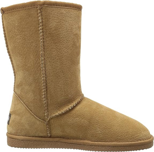 Lamo Women's Classic 9 in Boot, Chestnut