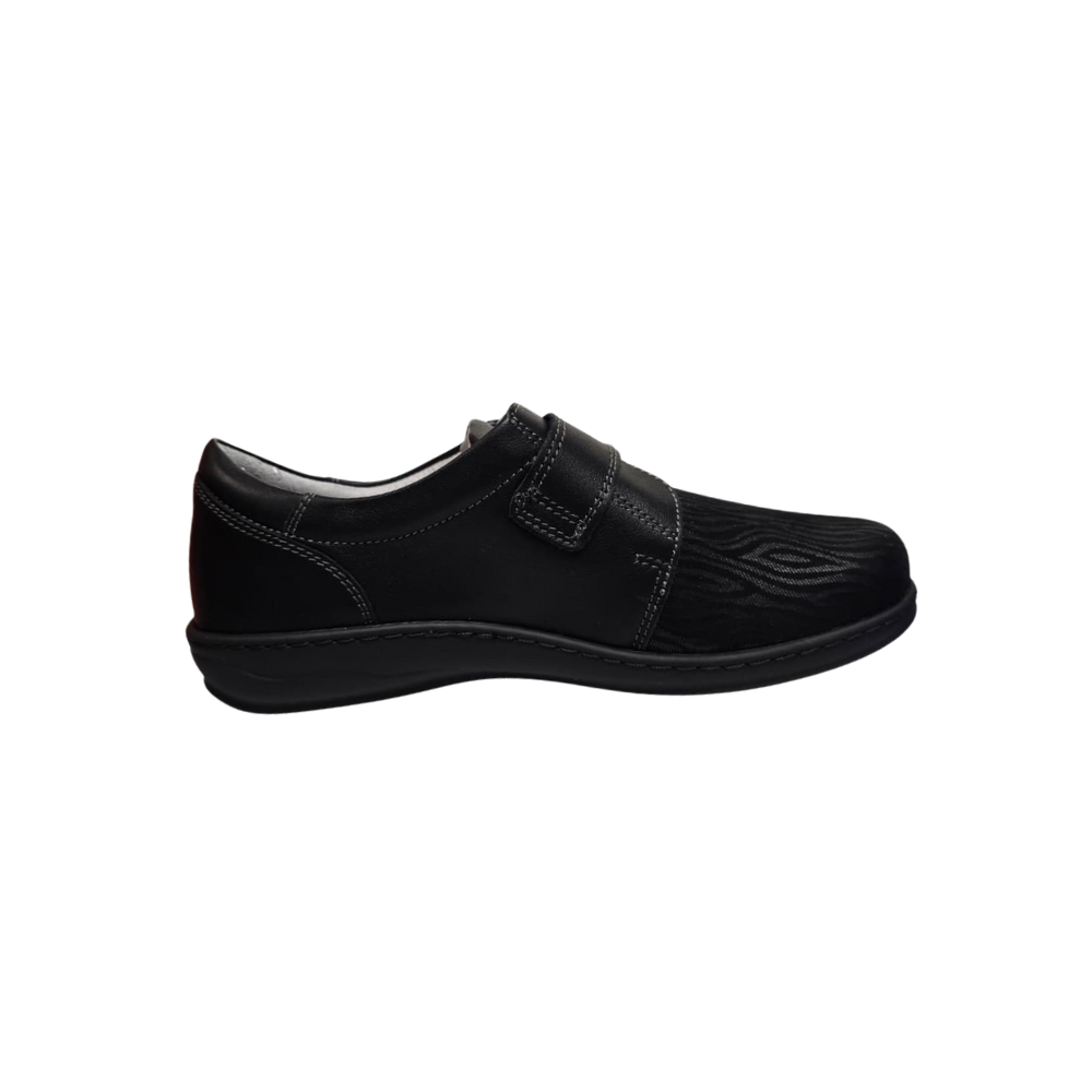 David Tate Evita Women’s Slip‑On Flats Black Microfiber Wide Comfort Shoes