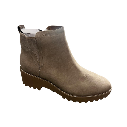 Universal Thread Women's Taci Pull-On Memory Foam Ankle Boots Taupe size 12