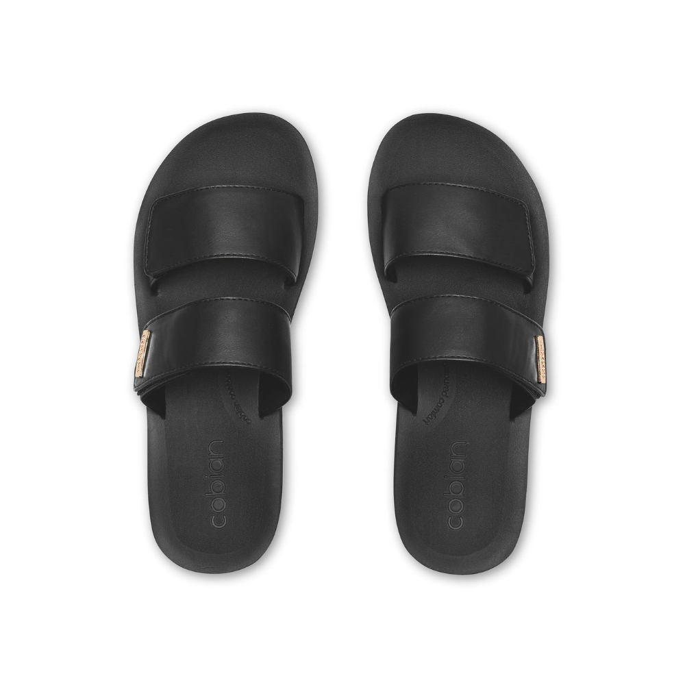 Cobian Women’s Dana Rise™ Adjustable Strap Elevated Sandal – Black