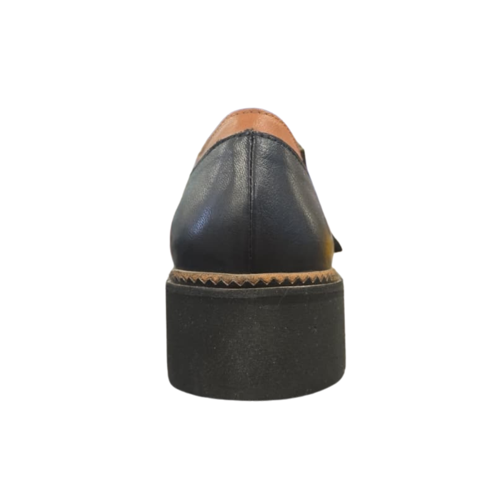 Bueno Amelia Women’s Zip Closure Leather Loafer Tan