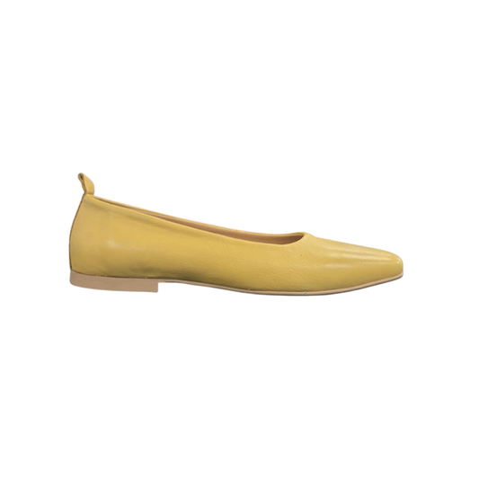 Bueno Elizabeth Women’s Leather Square Toe Flat Shoes Mustard