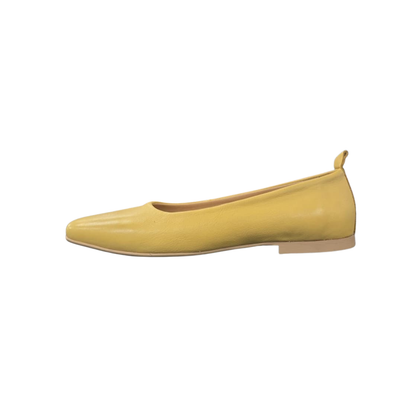 Bueno Elizabeth Women’s Leather Square Toe Flat Shoes Mustard