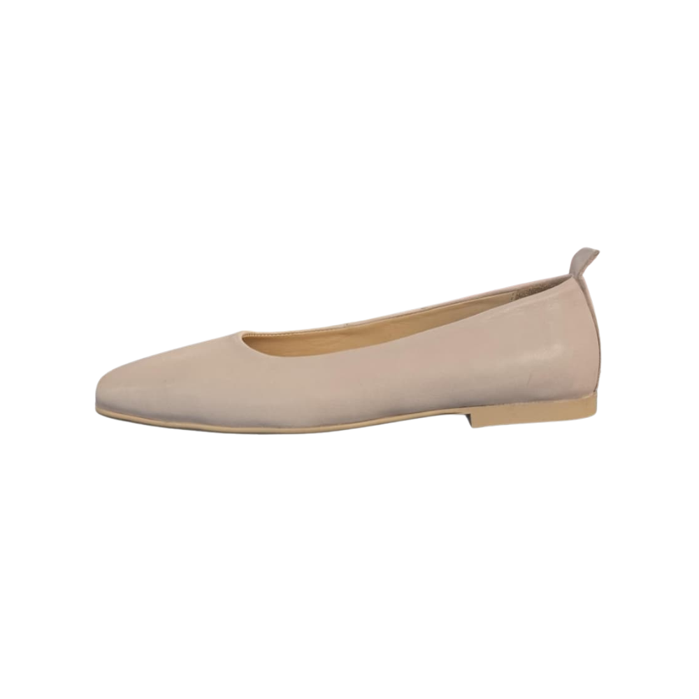 Bueno Elizabeth Women’s Leather Square Toe Flat Shoes Pale Pink