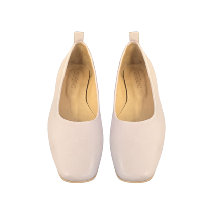 Bueno Elizabeth Women’s Leather Square Toe Flat Shoes Pale Pink
