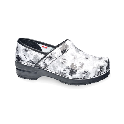 Sanita Inkwell Printed Patent Women's Black Clogs – Professional Comfort Footwear