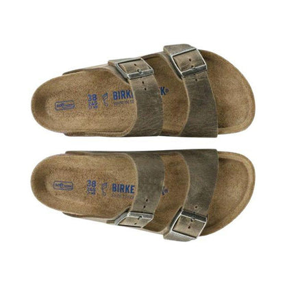 Birkenstock Arizona Unisex Oiled Leather Soft Footbed Sandals –  Faded Khaki