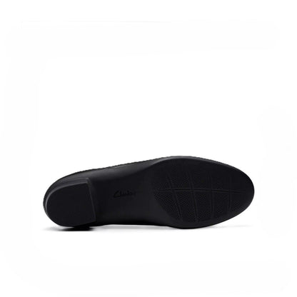 Clarks Women's Shaya Poppy Leather Pumps - Black 82997